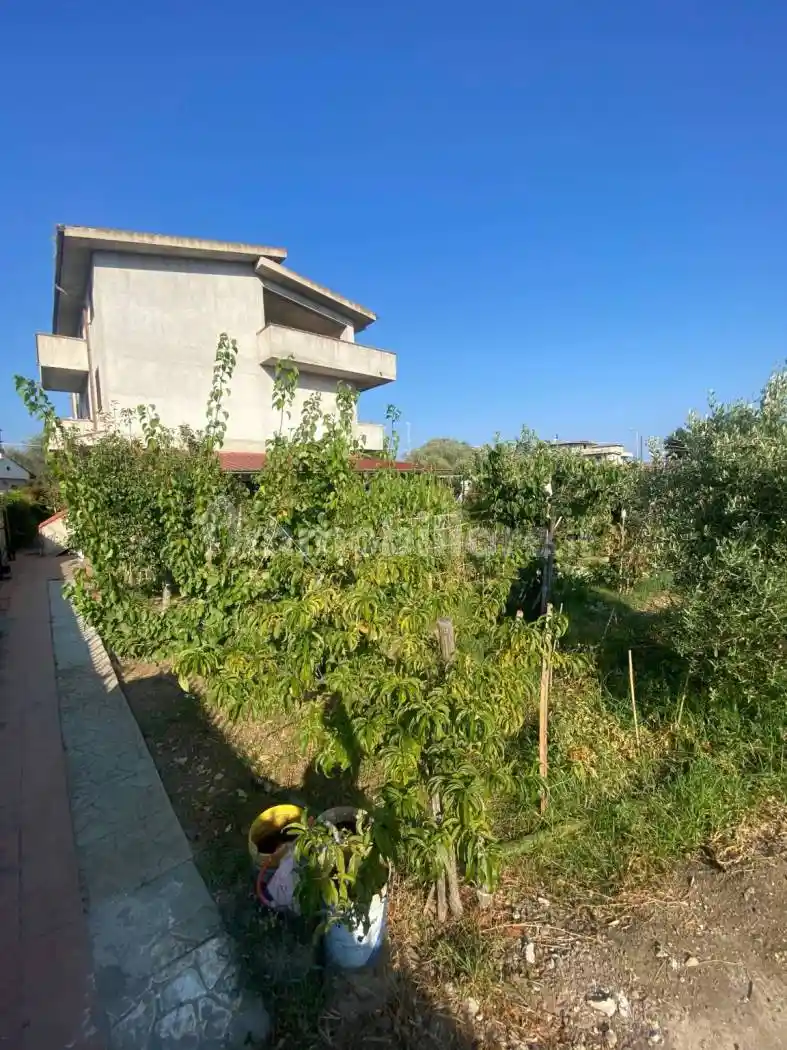 Villa plurifamiliare Strada Comunale Vallone delle Femmine 12, Centro, Bovalino - foto 2