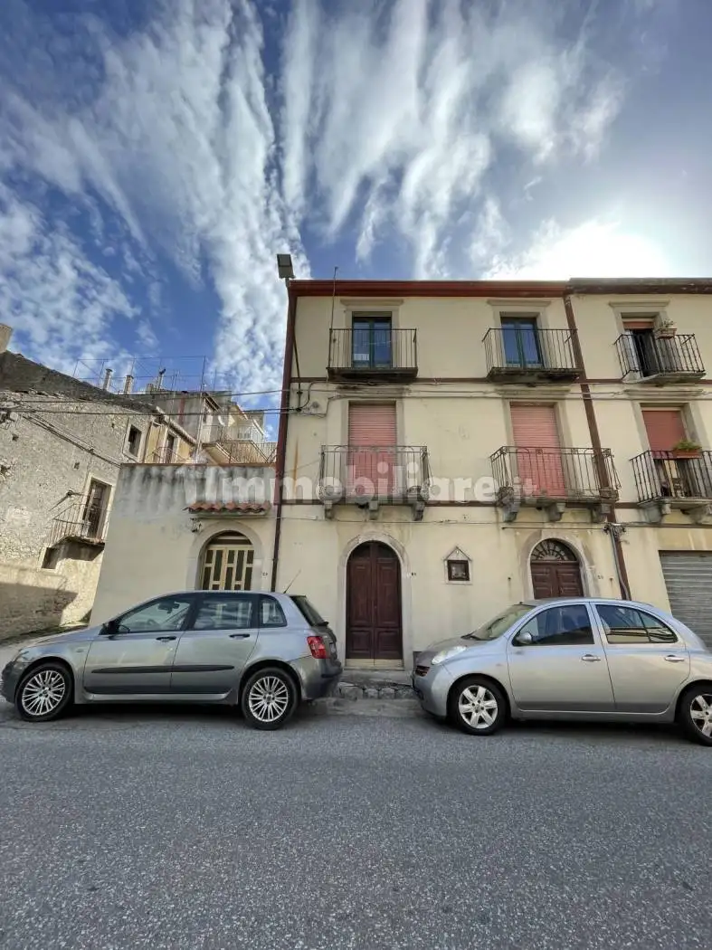 Appartamento in vendita a Novara di Sicilia