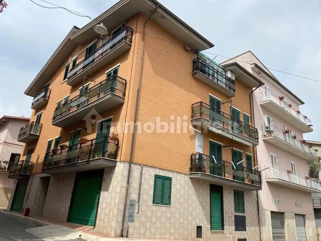 Appartamento in vendita a Cagnano Varano