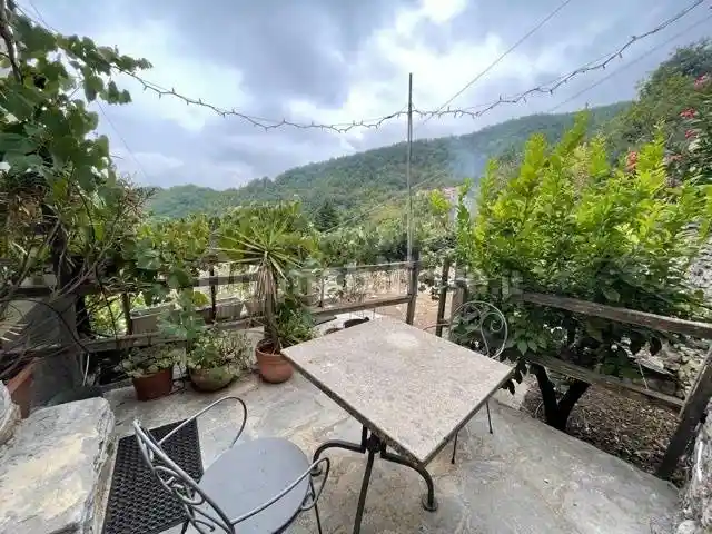 Appartamento in vendita a Prelà