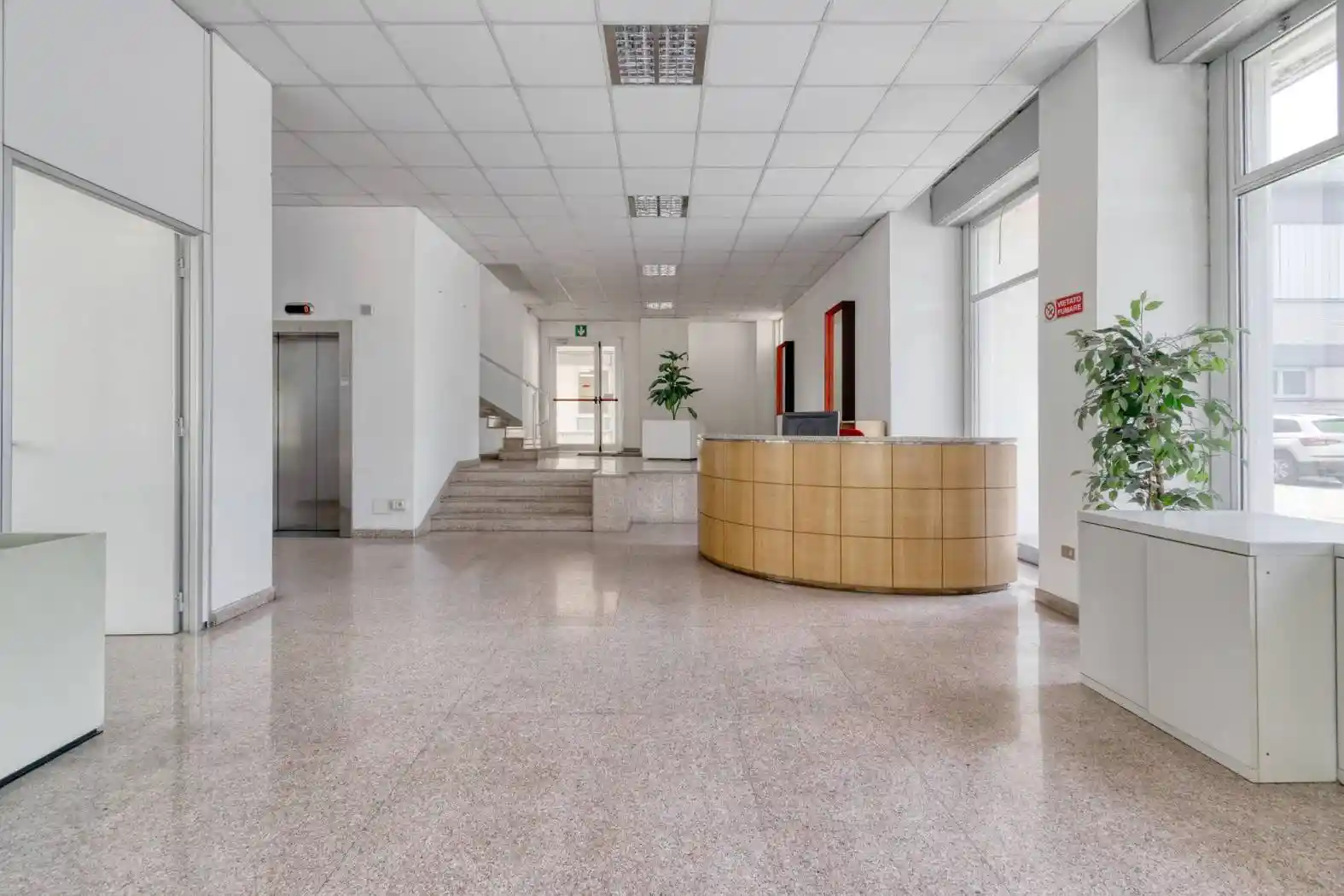 Palazzo - Edificio in Vendita - foto 2