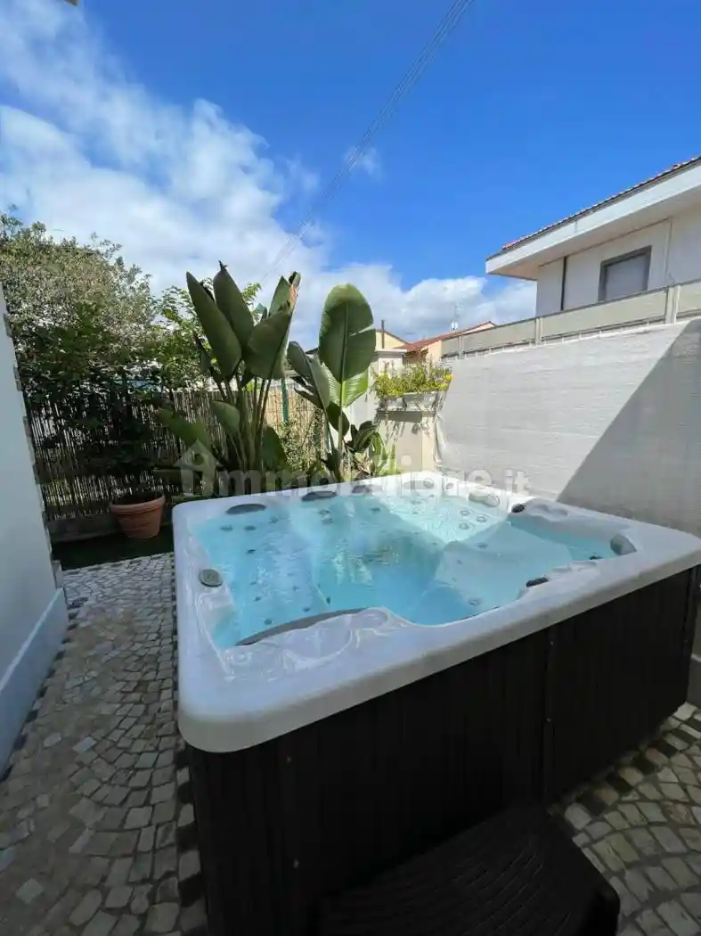 Villa in vendita a Forte dei Marmi