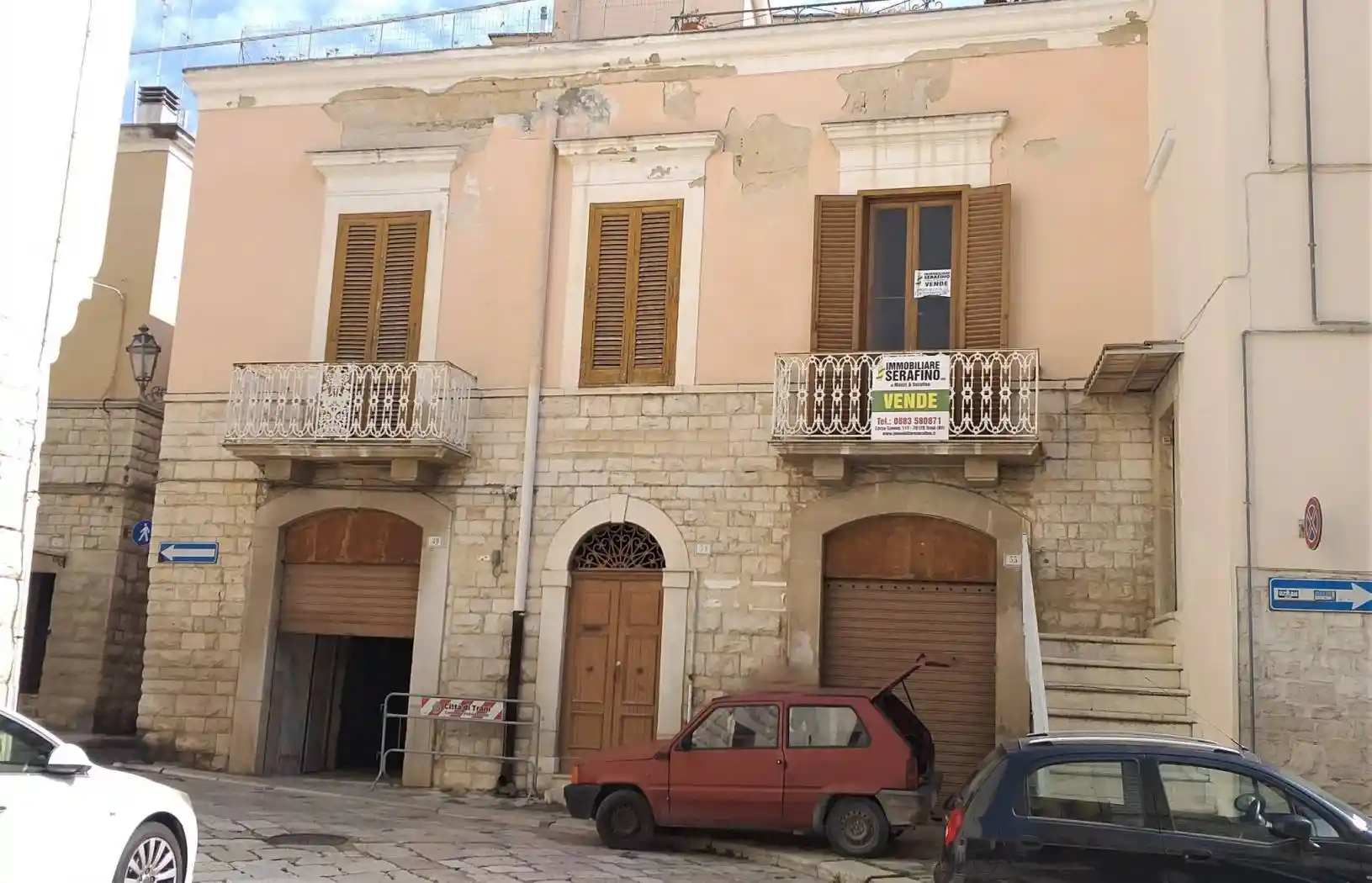 Palazzo - Edificio in vendita a Trani