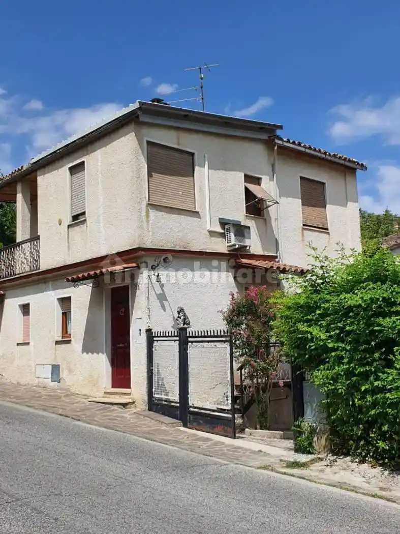 Villetta a schiera in vendita a Fabriano