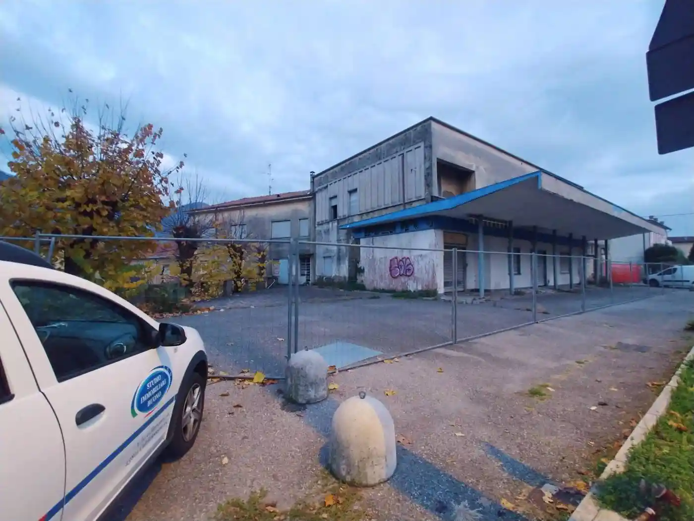 Palazzo - Edificio in vendita a Olginate