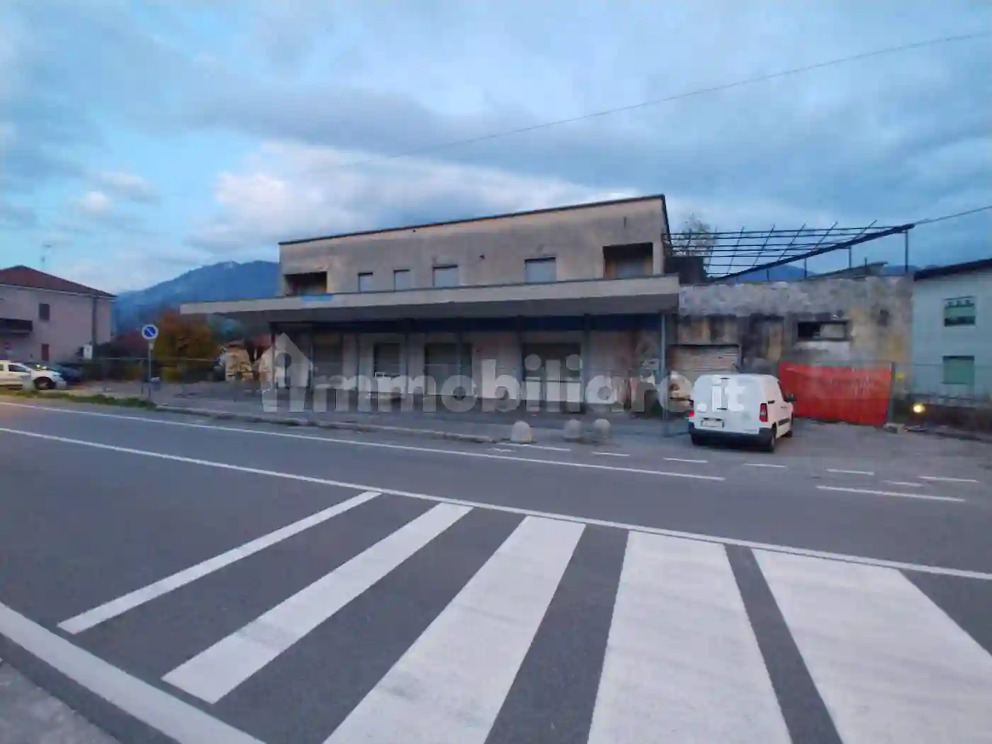 Palazzo - Edificio - foto 2