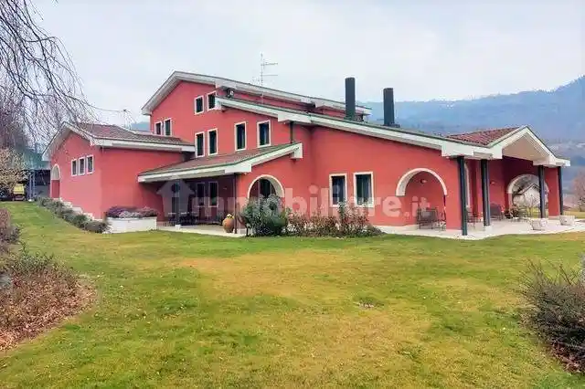Villa in vendita a Chiampo