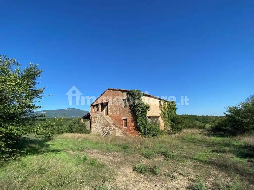 Rustico - Casale in vendita a Città della Pieve