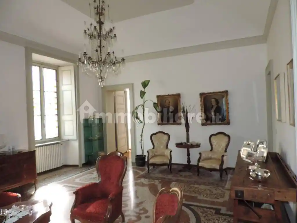 Appartamento in vendita a Vercelli