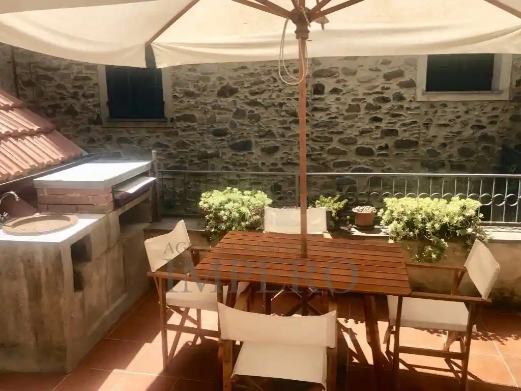Appartamento in vendita a Dolceacqua