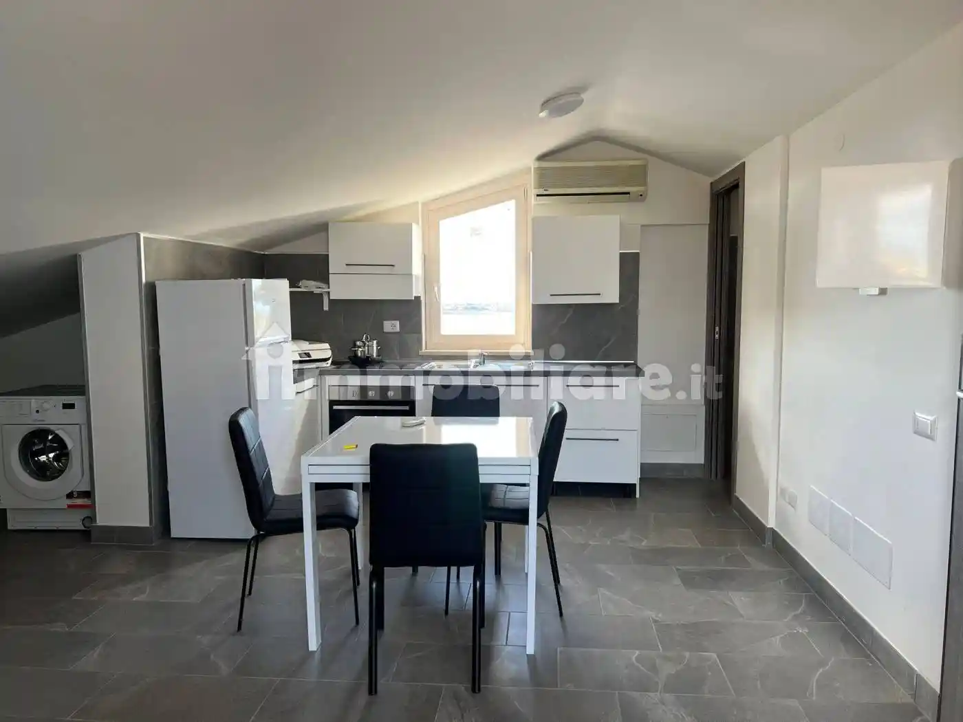 Mansarda via del Fosso dell'Acqua Mariana 154, Morena, Roma - foto 4