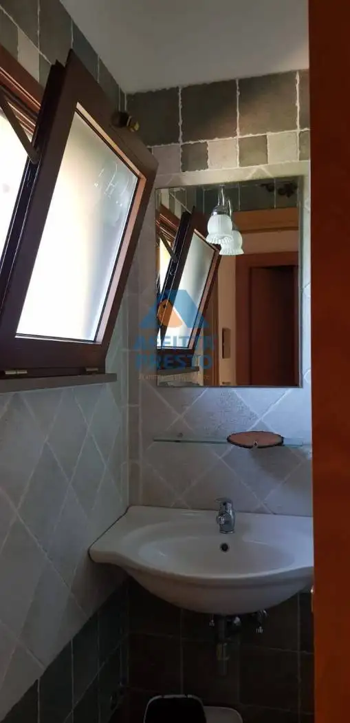 Palazzo - Edificio in affitto a Capraia e Limite