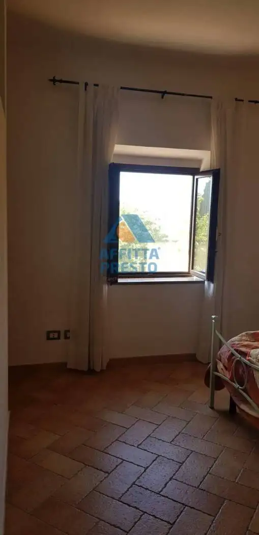 Palazzo - Edificio in Affitto - foto 4