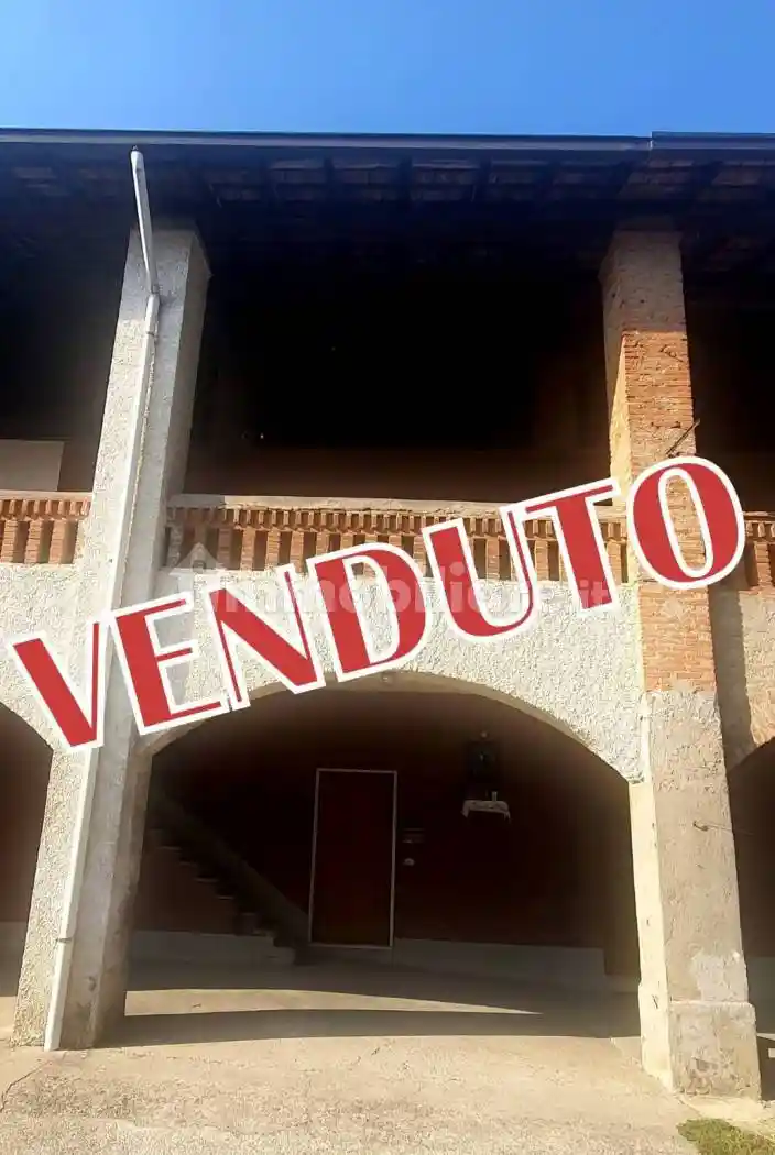 Appartamento in vendita a Cornate d'Adda