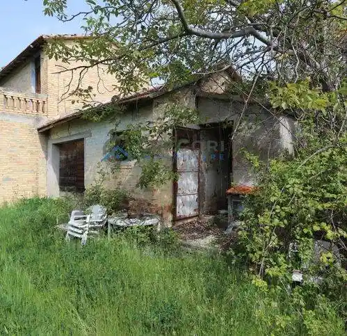 Villa in vendita a Controguerra