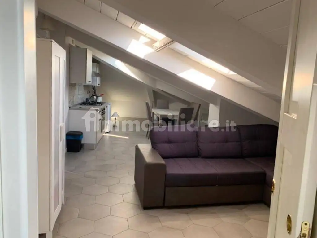 Appartamento in vendita a Napoli