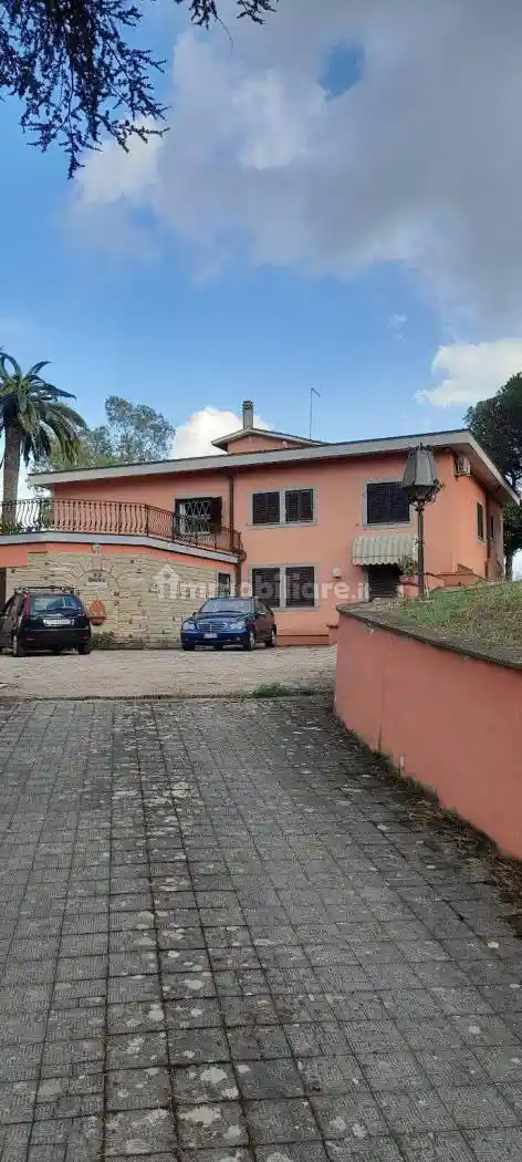 Villa in vendita a Roma