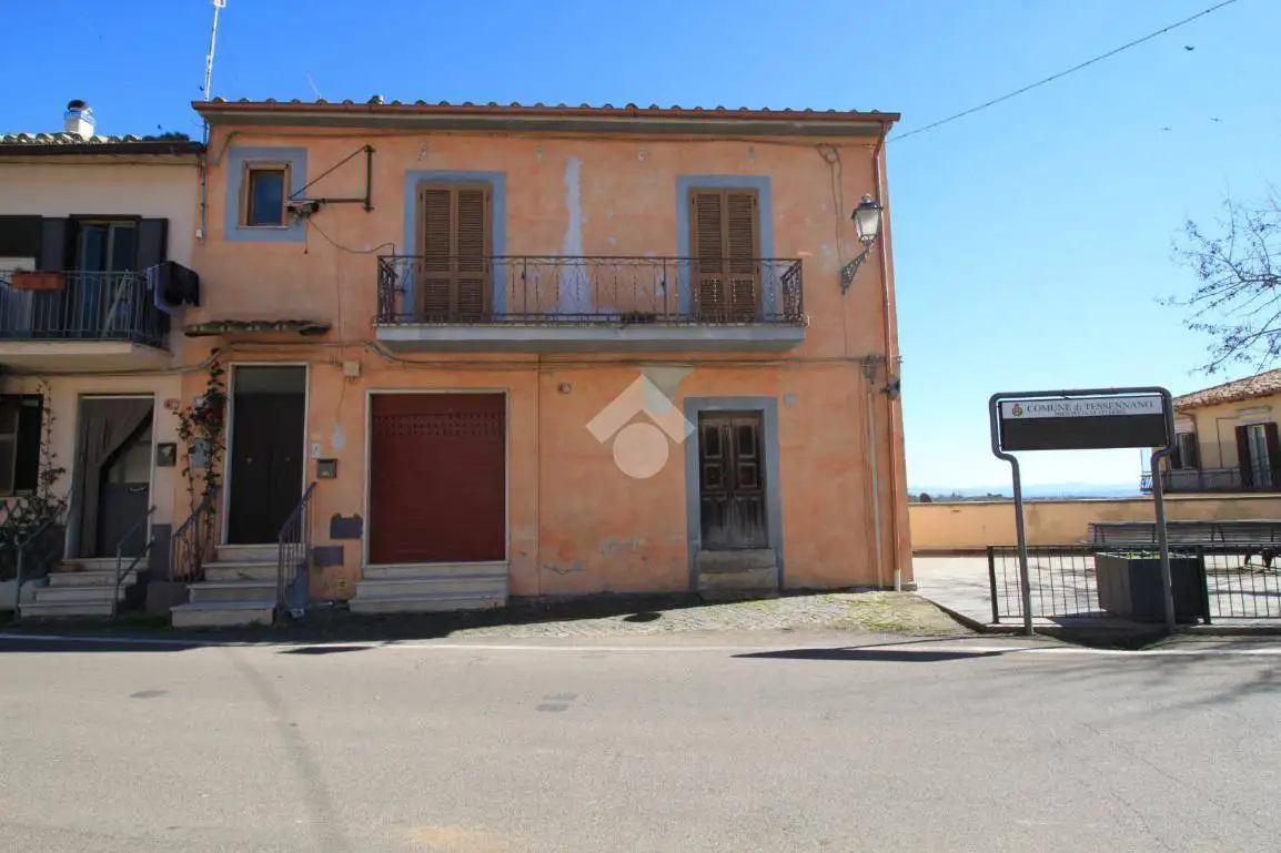 Appartamento in vendita a Tessennano