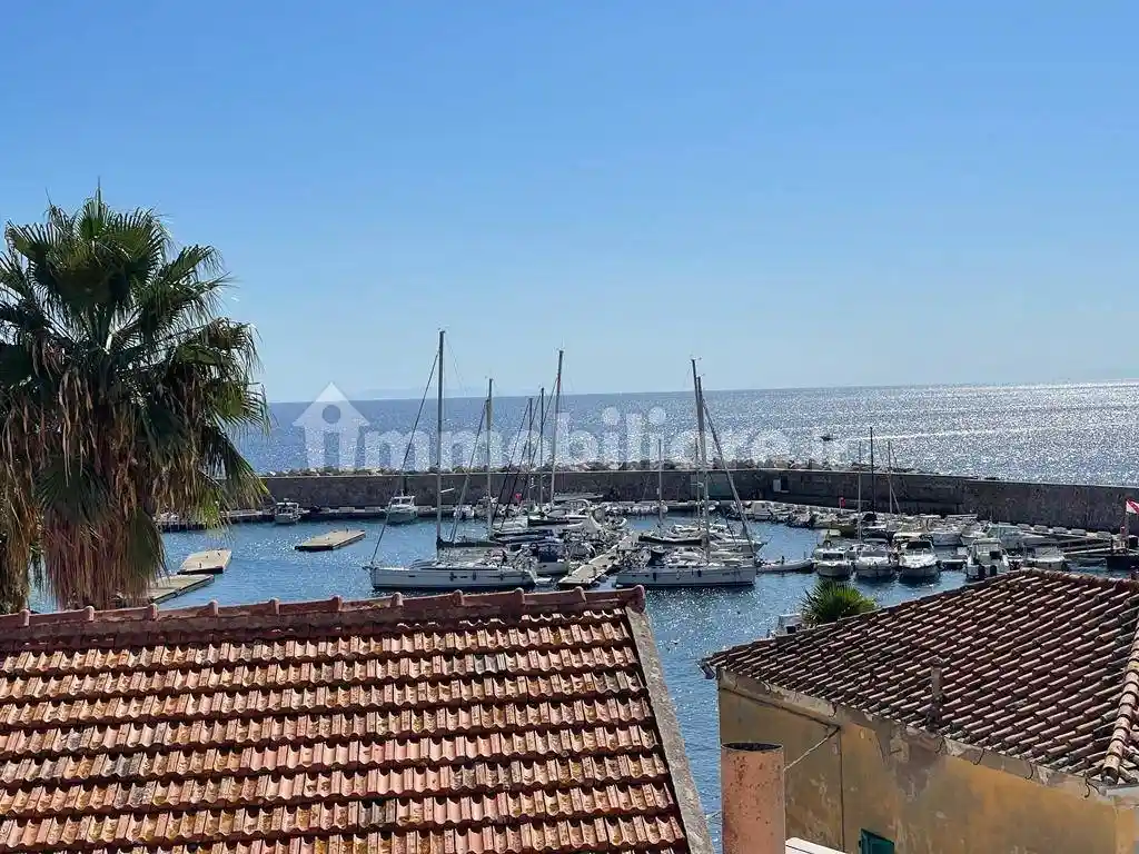 Appartamento in vendita a Rio