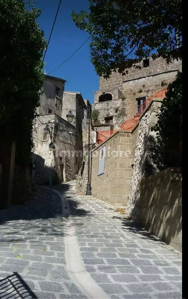 Appartamento in vendita a Galluccio