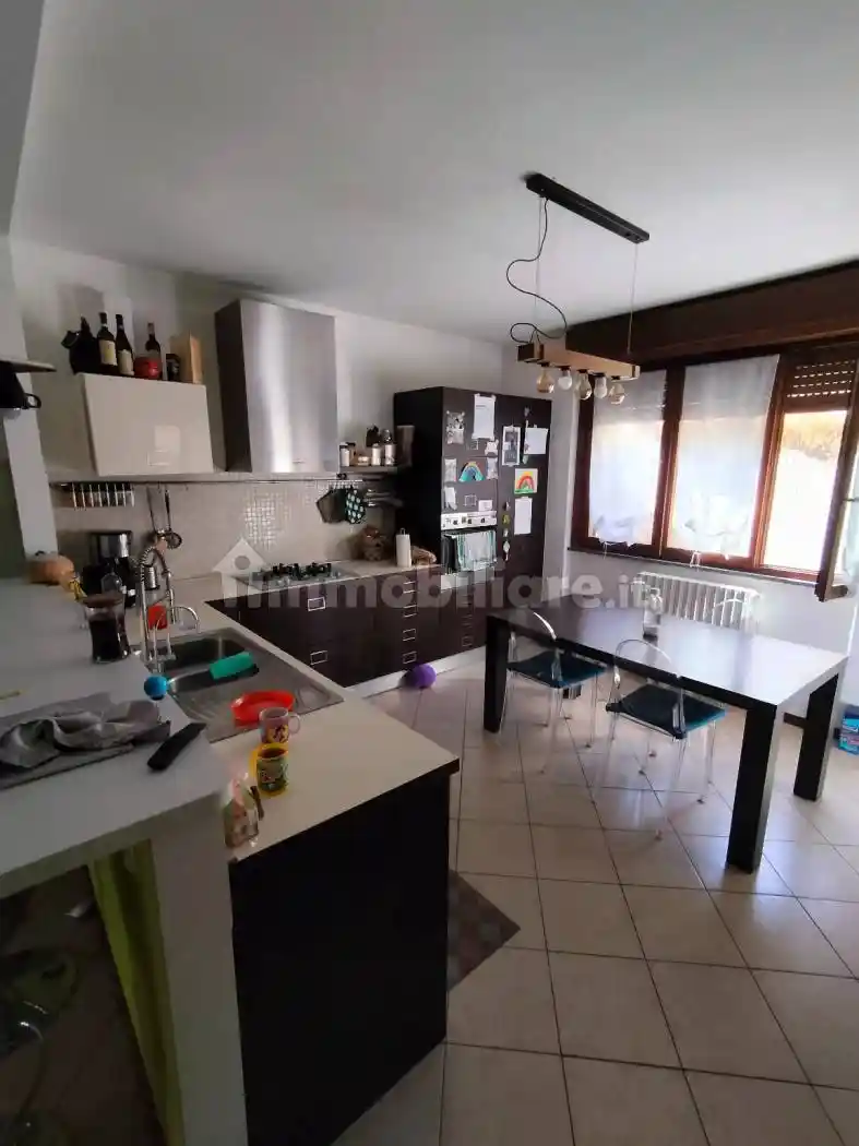 Appartamento in vendita a Carugo