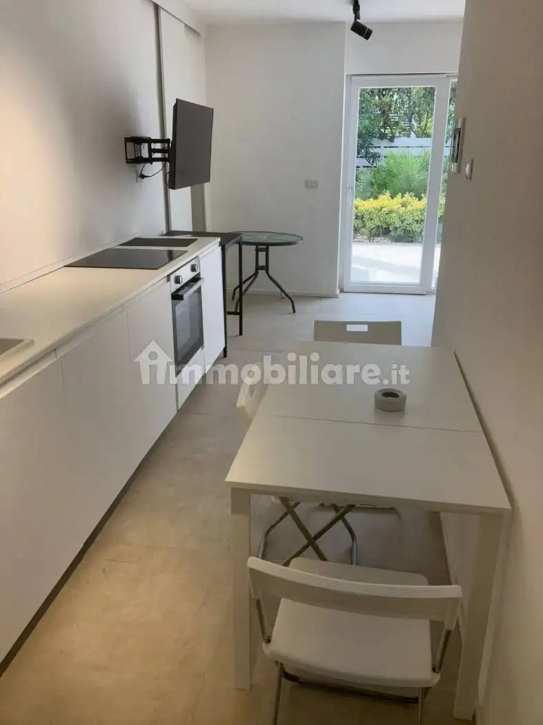 Appartamento in affitto a Giovinazzo