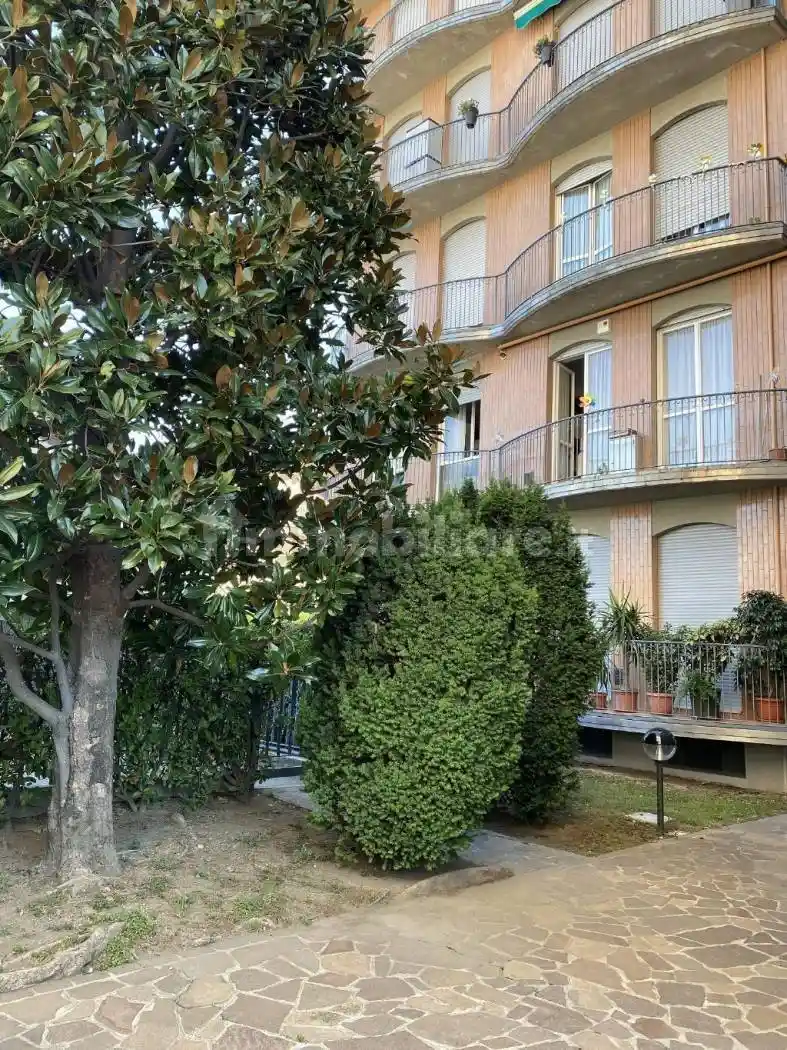 Appartamento in affitto a Muggiò