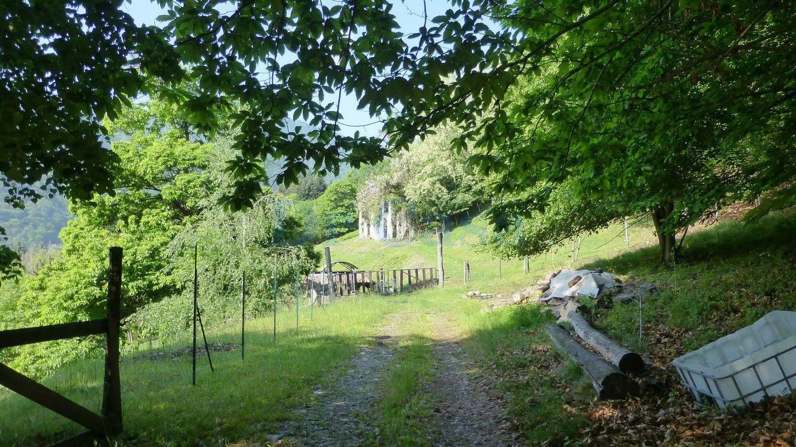 Rustico - Casale in vendita a Brissago-Valtravaglia