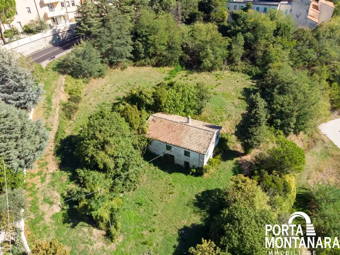 Rustico - Casale in vendita a Montescudo - Montecolombo