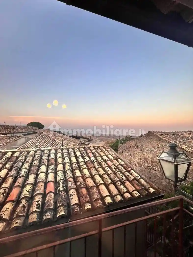 Appartamento in vendita a Gerace