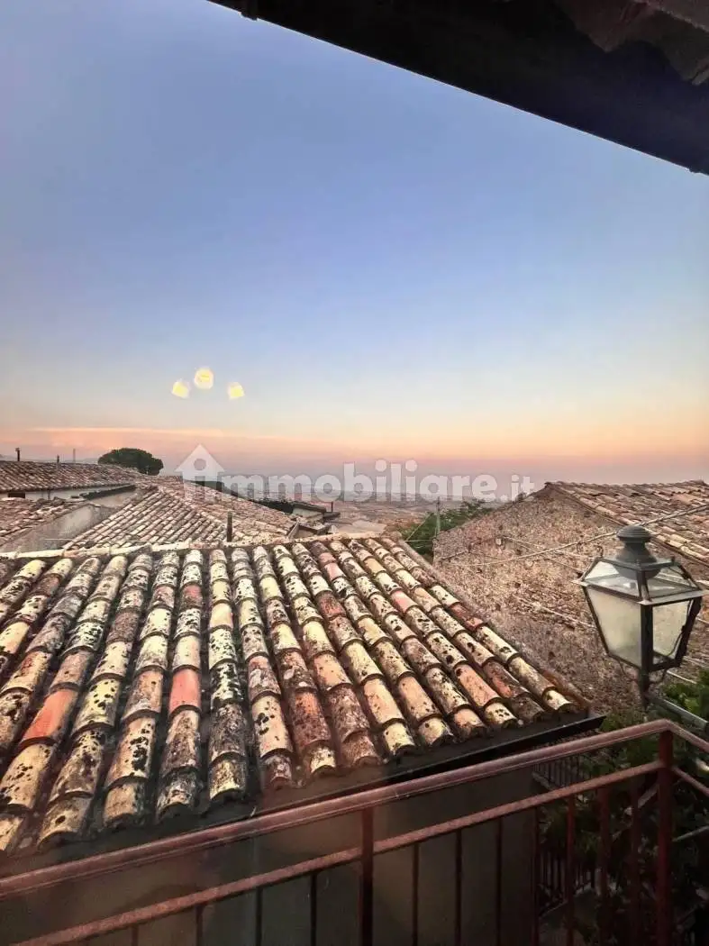 Appartamento in vendita a Gerace