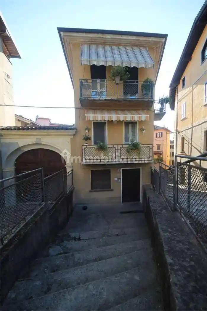 Appartamento in vendita a Oleggio