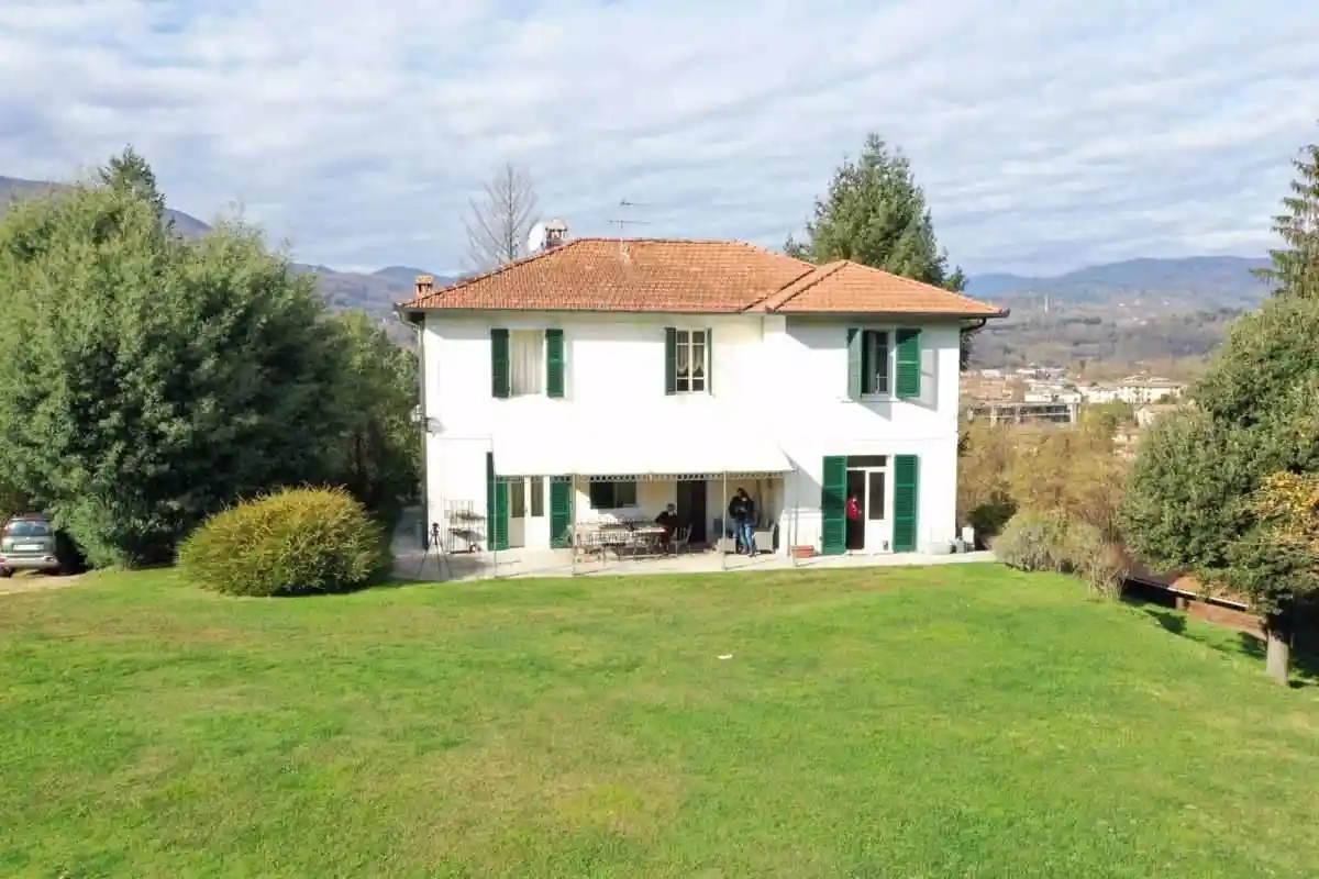 Villa in vendita a Castelnuovo di Garfagnana