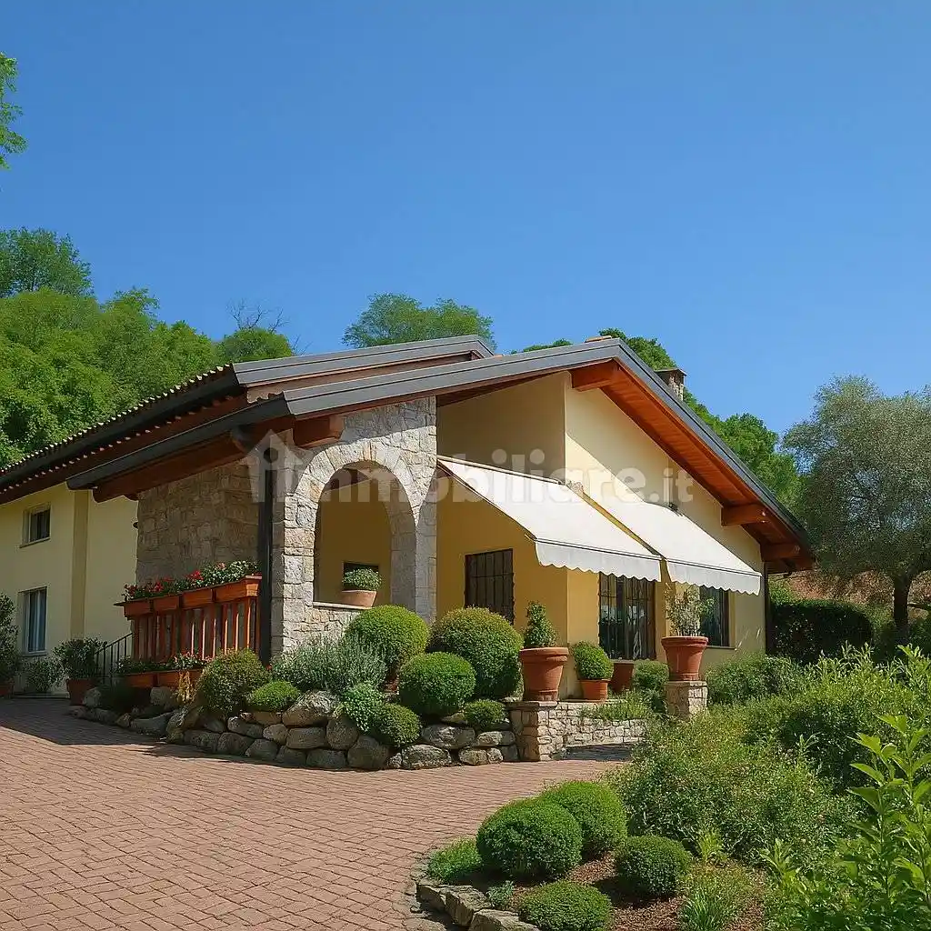 Villa unifamiliare via Massino 13A, Centro, Besozzo - foto 2