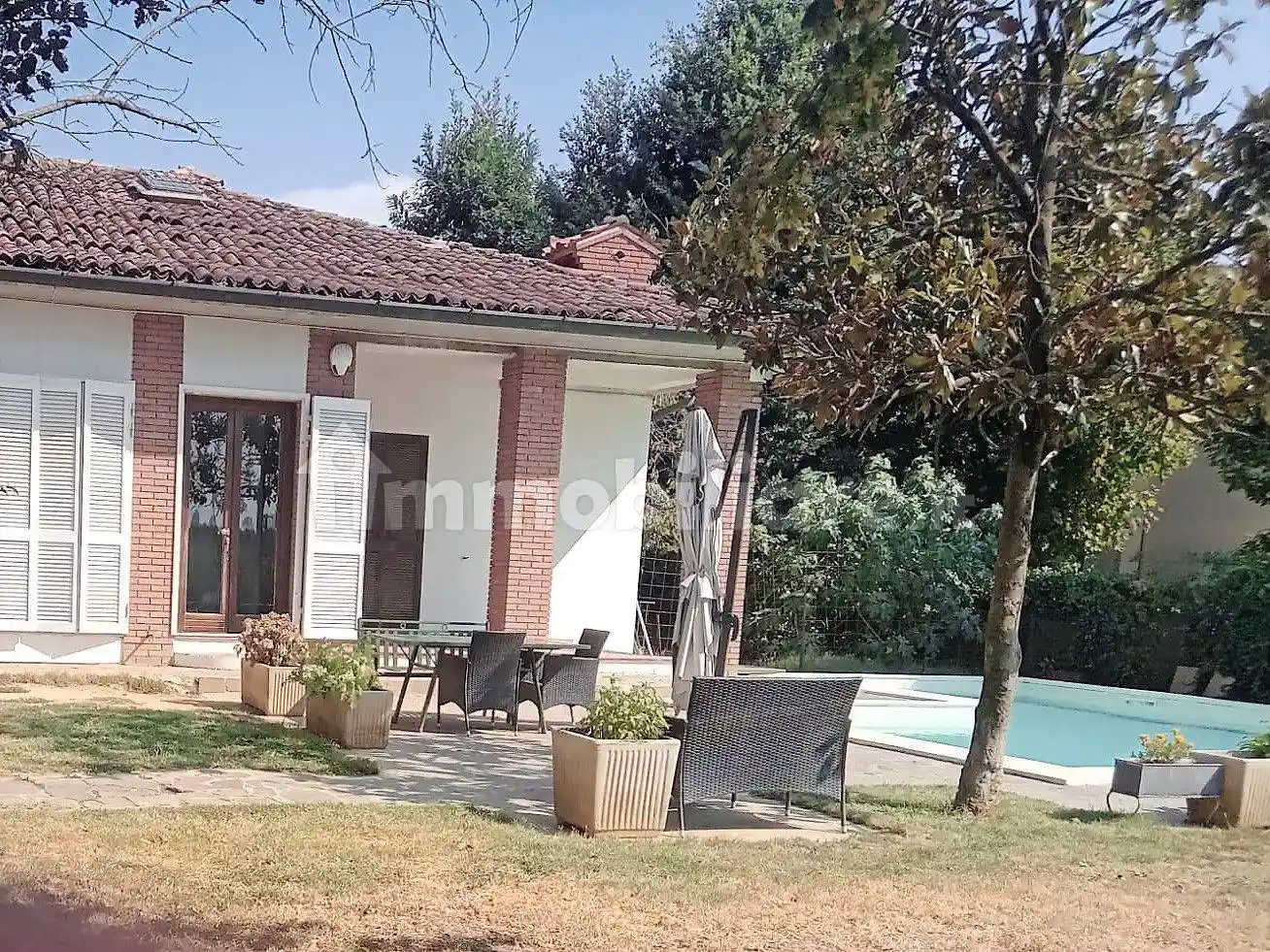 Villa in vendita a San Genesio ed Uniti