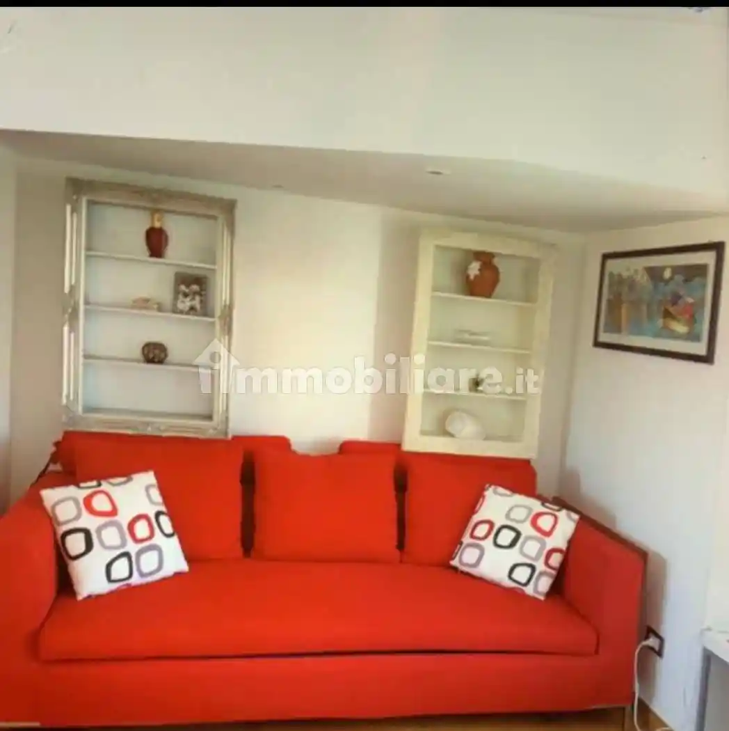 Trilocale via Luigi Einaudi 3, Centro, Terracina - foto 2