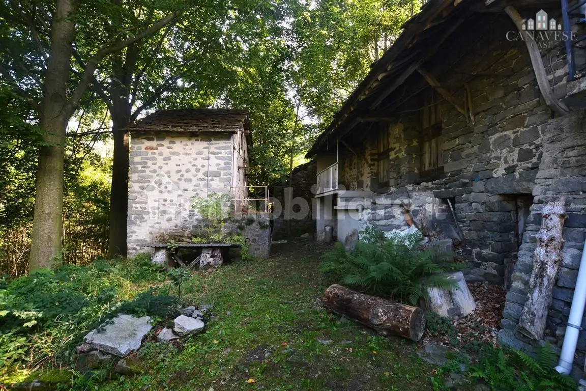 Rustico - Casale in vendita a Valchiusa