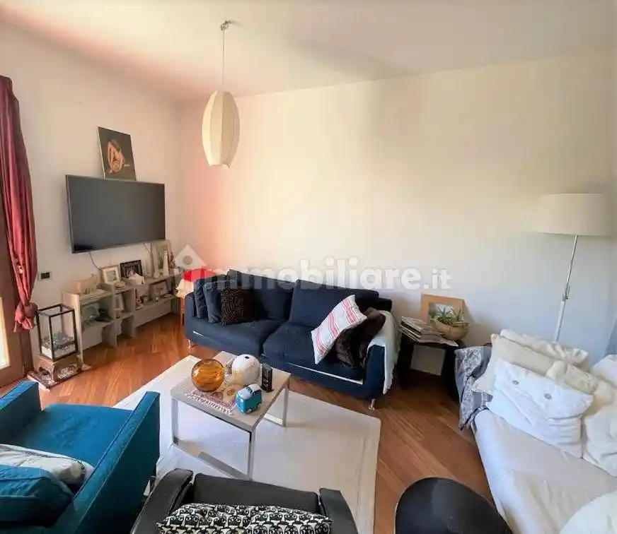 Casa indipendente in vendita a Vallefoglia