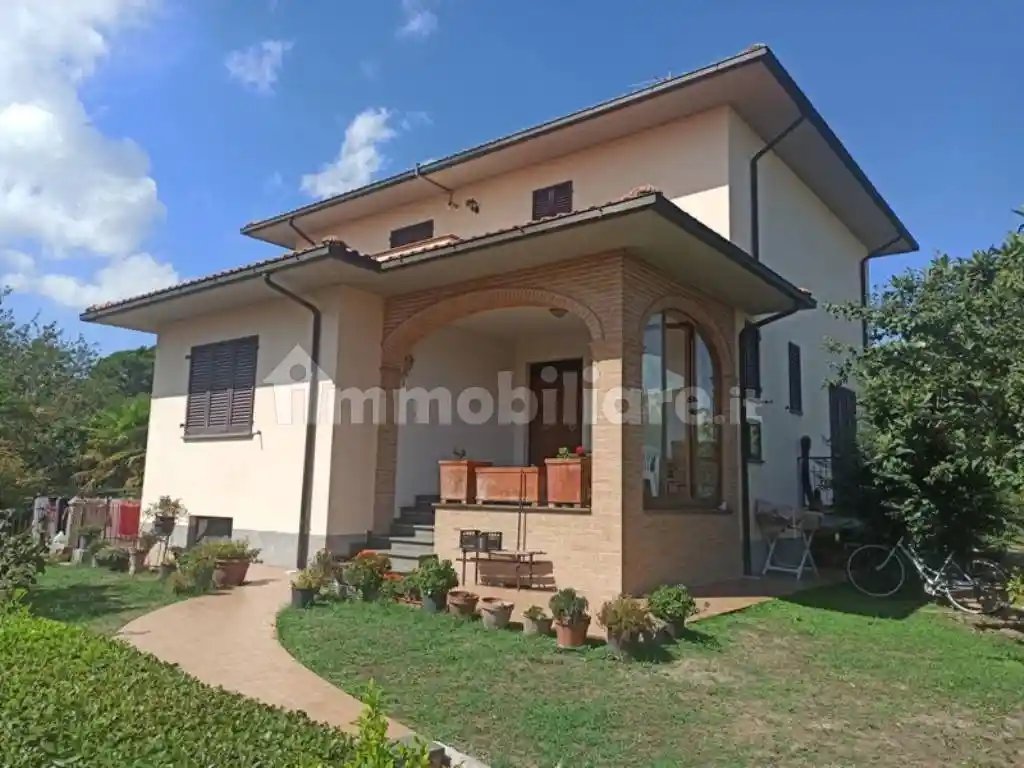 Villa in vendita a Castiglione del Lago