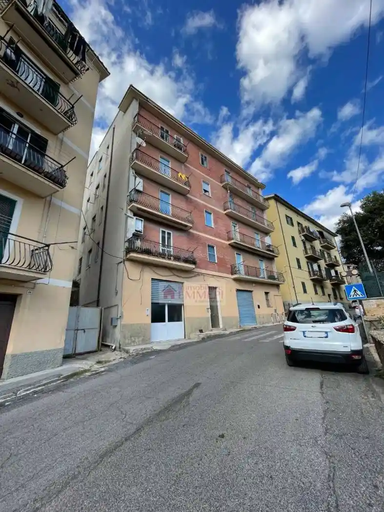 Appartamento in vendita a Tolfa