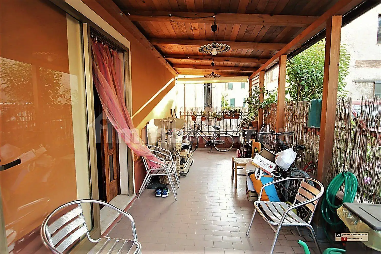 Casa indipendente in vendita a Lucca