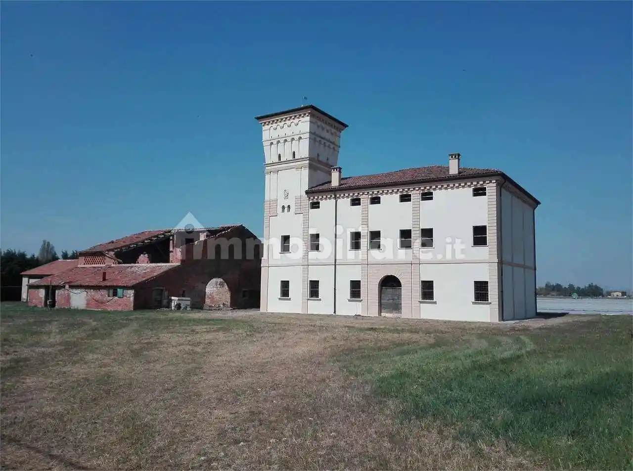 Palazzo - Edificio in vendita a Legnago