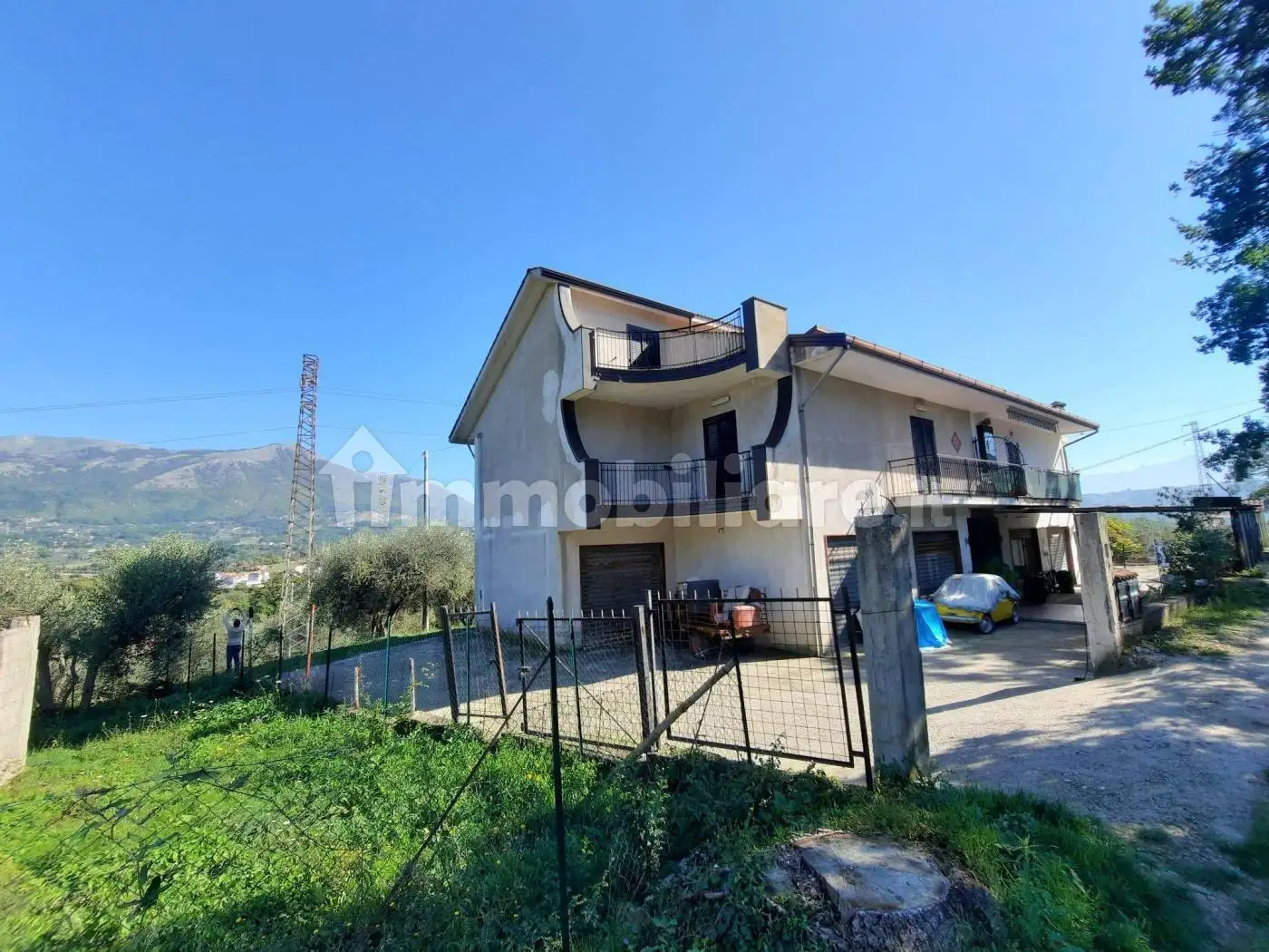 Casa indipendente in vendita a Oliveto Citra