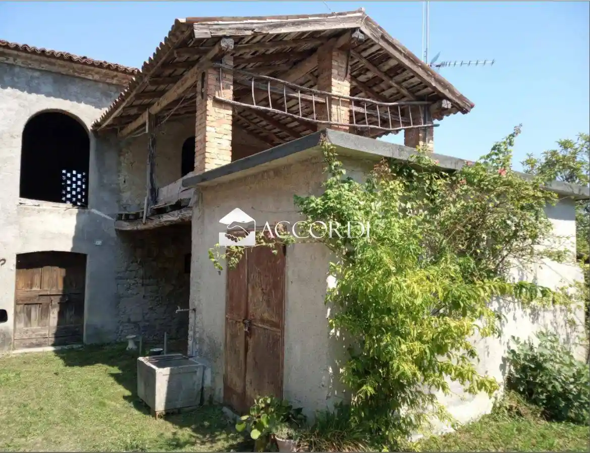 Rustico - Casale in vendita a Tarzo