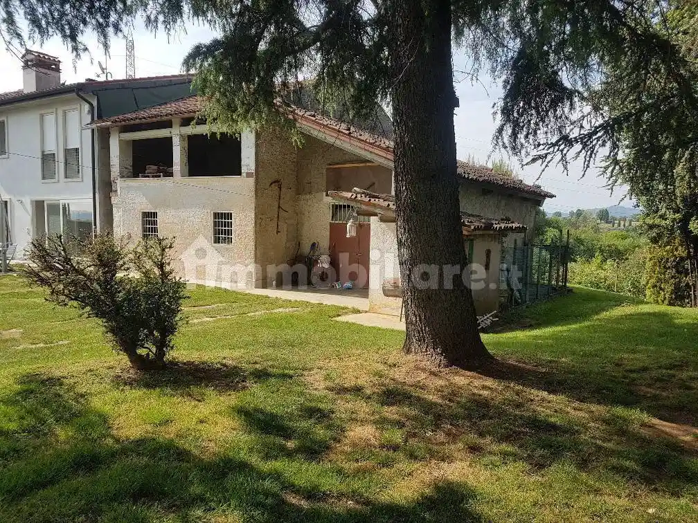 Rustico - Casale in vendita a Creazzo