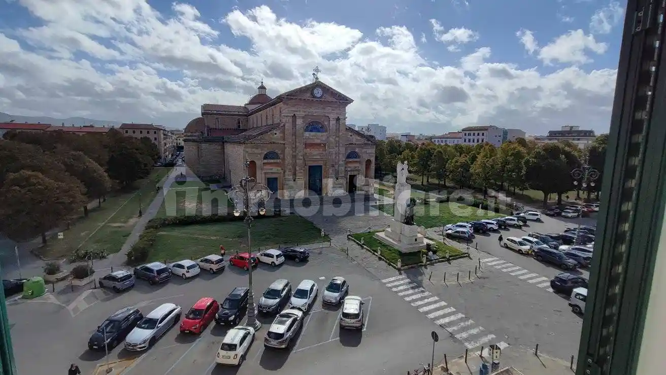 Appartamento in vendita a Livorno