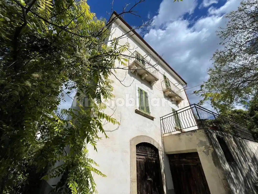 Casa indipendente in vendita a Ofena