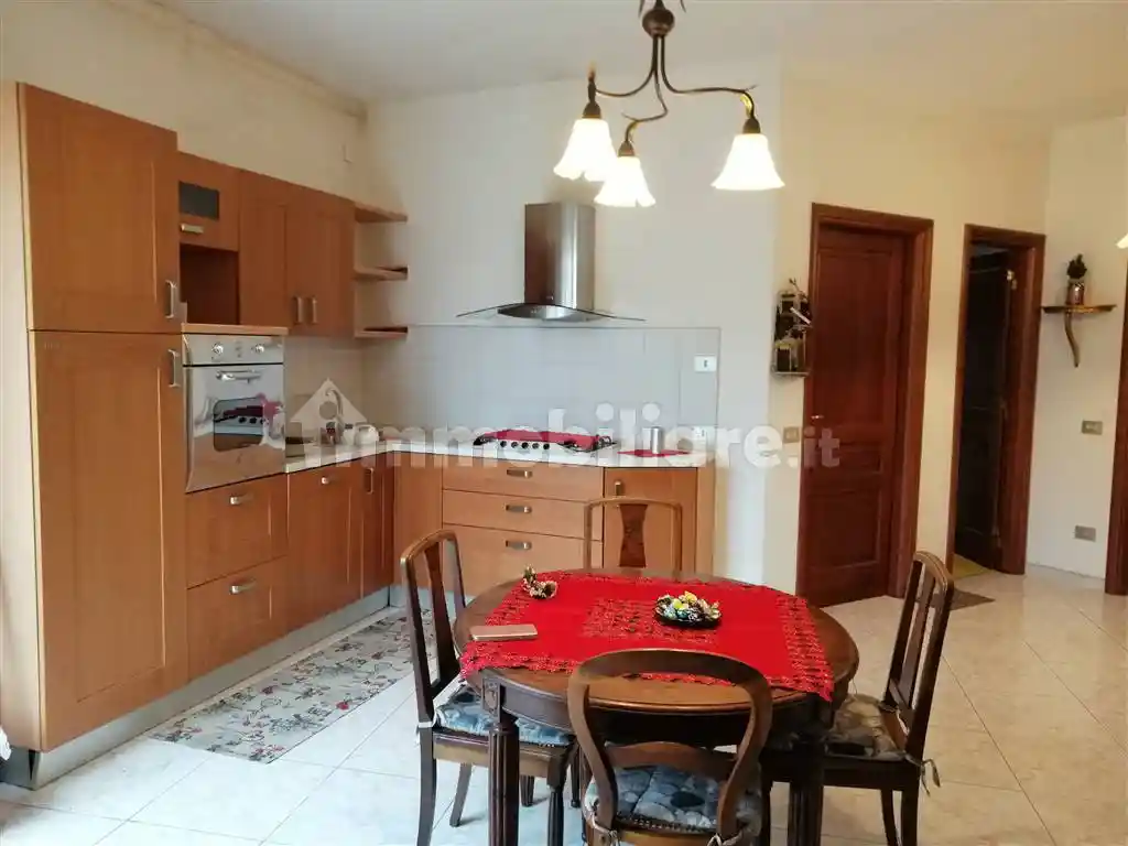 Trilocale via dei Due Principati 139, Quattrograna, Bellizzi, Sant'Oronzo, Avellino - foto 2