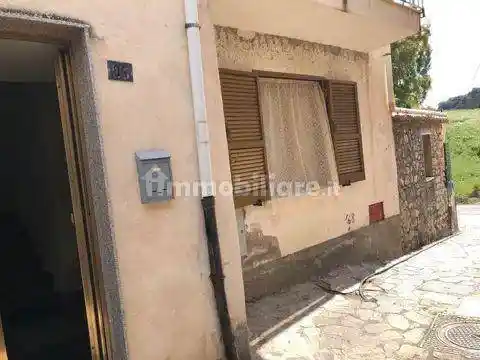 Appartamento in vendita a Agnana Calabra