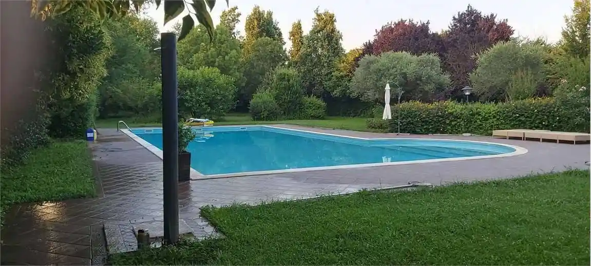 Villa in vendita a Mantova